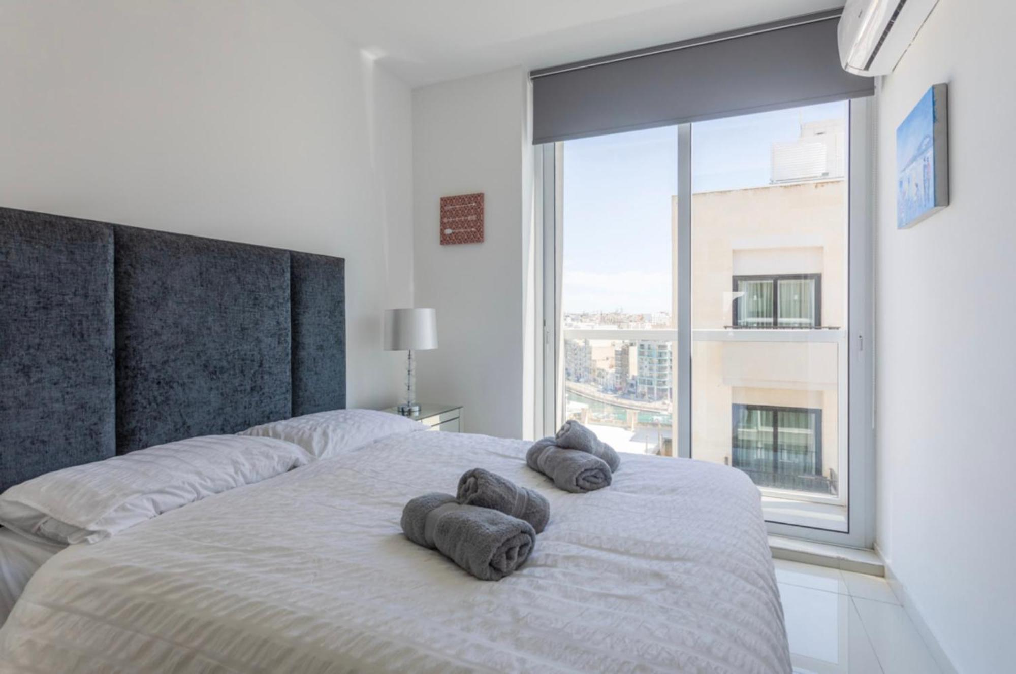 Saint Julian - Lovely Apartment With Terrace - Cityapartmentstay Сент Джулианс Экстерьер фото