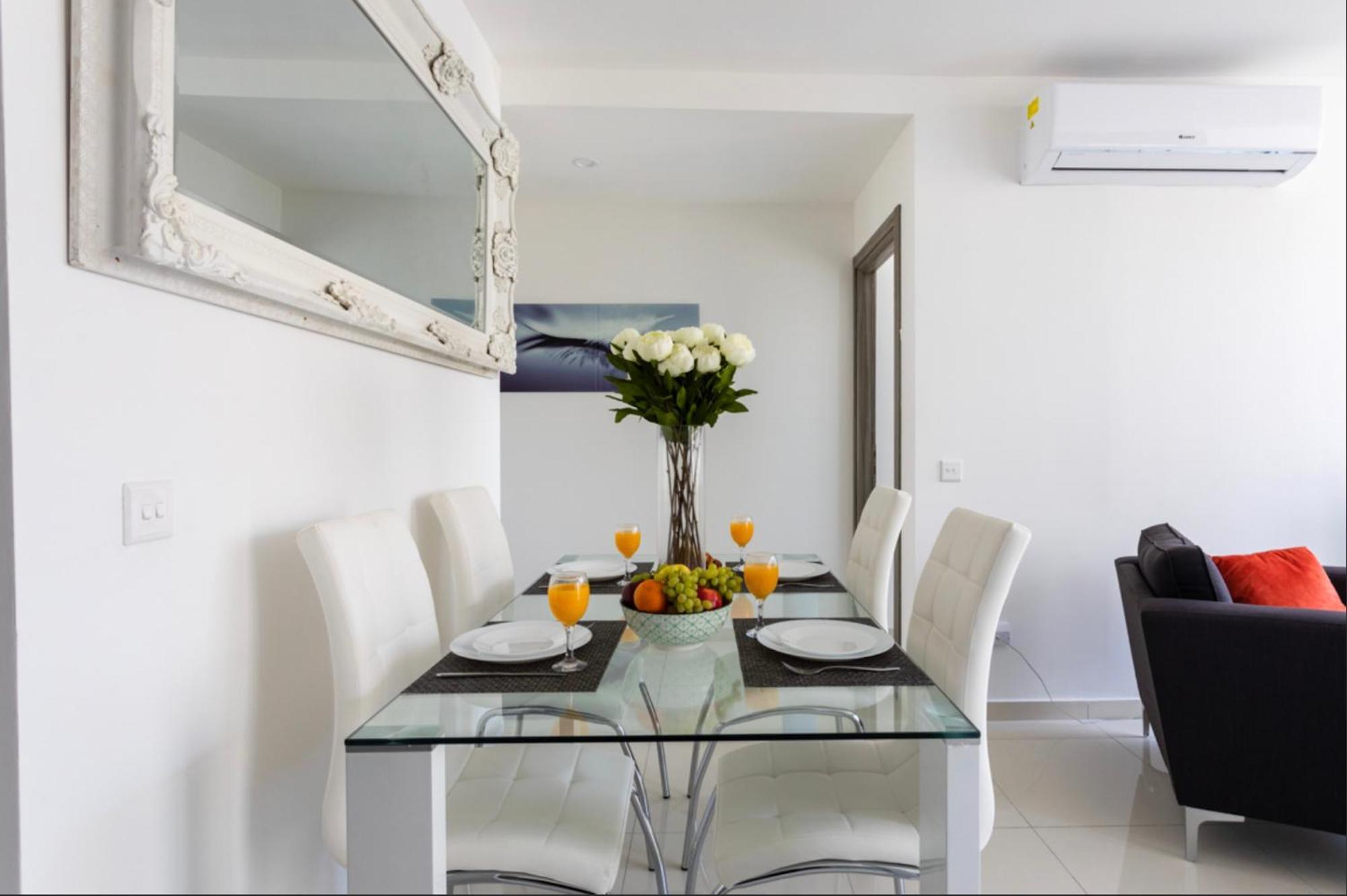 Saint Julian - Lovely Apartment With Terrace - Cityapartmentstay Сент Джулианс Экстерьер фото