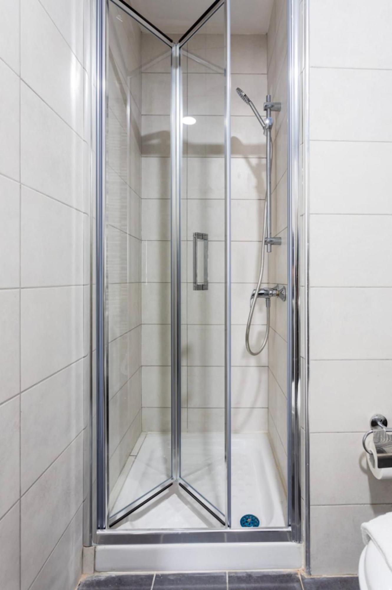 Saint Julian - Lovely Apartment With Terrace - Cityapartmentstay Сент Джулианс Экстерьер фото